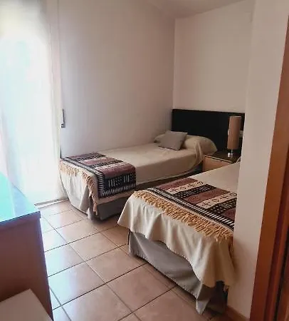 Golf Pinos Mar 7 Per, Piscina Holiday home